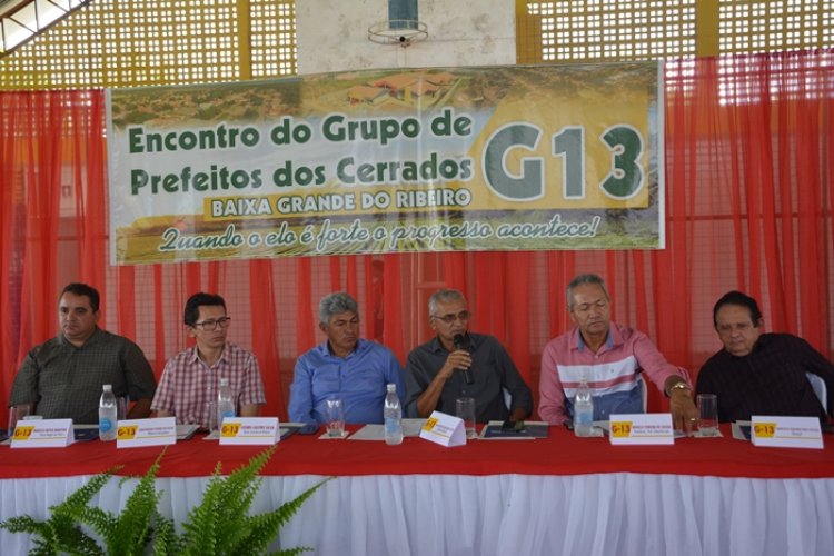 Baixa Grande do Ribeiro sedia encontro dos municípios do G13