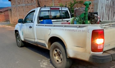 Secretaria Municipal de Saúde utiliza carro fumacê para combater a dengue em Baixa Grande do Ribeiro