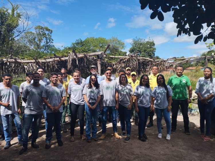 Alunos do curso de Mecanização Agrícola do SENAR, visita a unidade do CIADER e o Viveiro municipal de Baixa Grande do Ribeiro