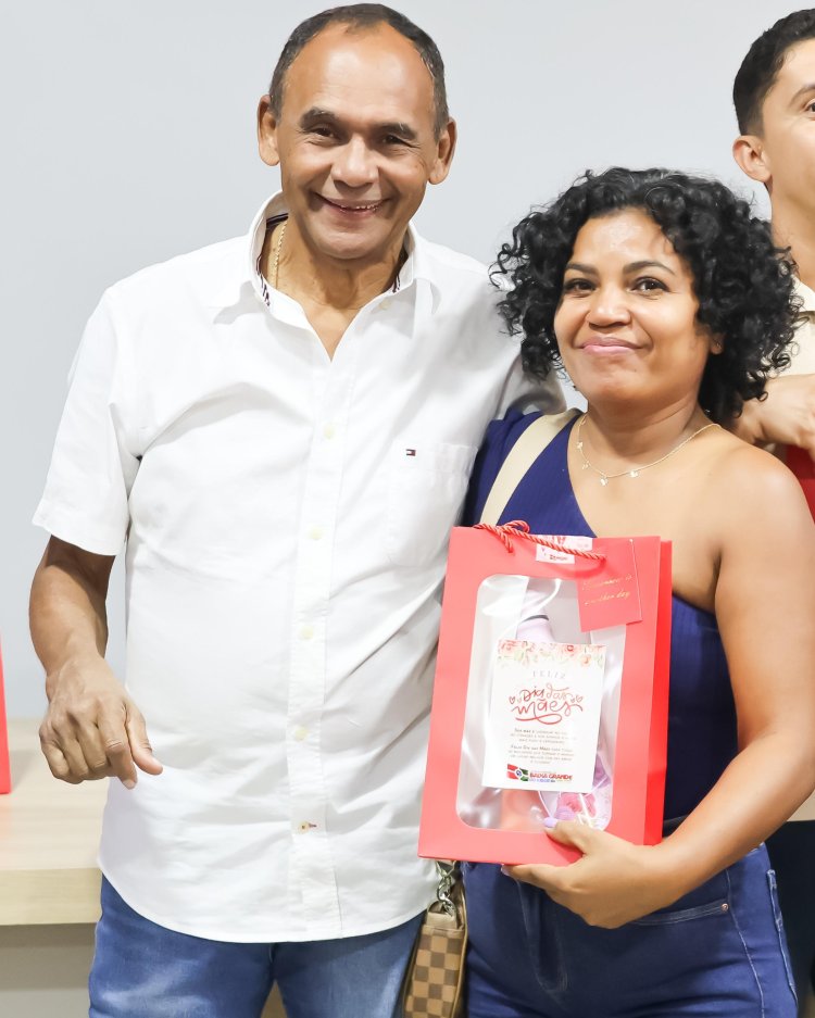 Homenagem Especial pelo Dia das Mães às Colaboradoras