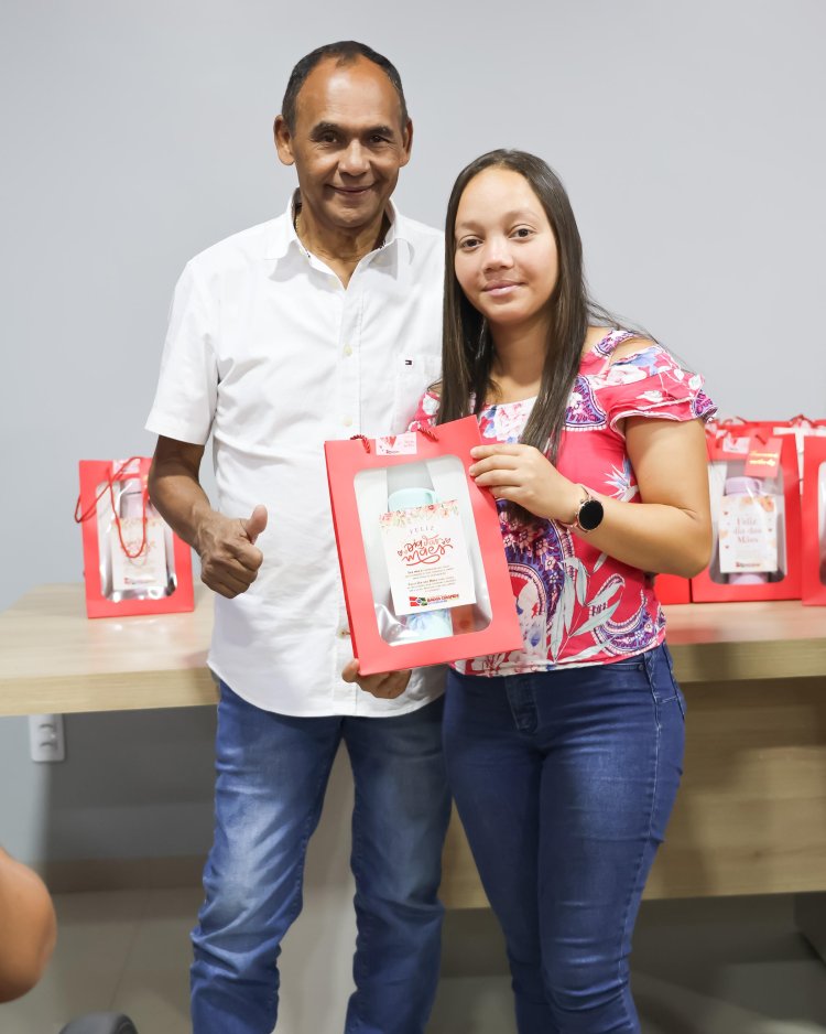 Homenagem Especial pelo Dia das Mães às Colaboradoras