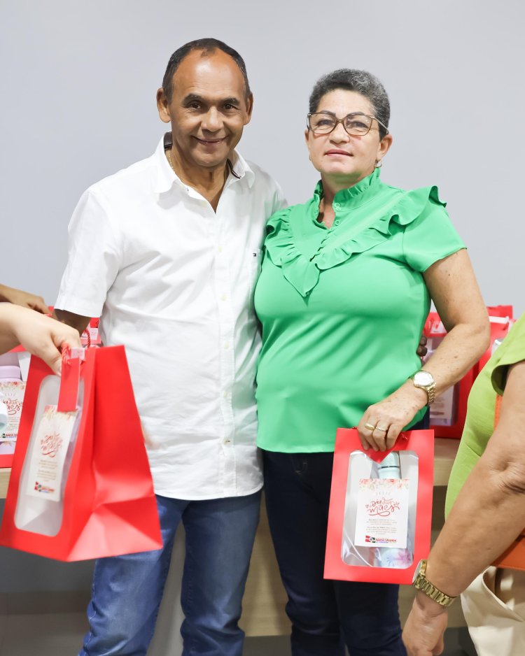 Homenagem Especial pelo Dia das Mães às Colaboradoras