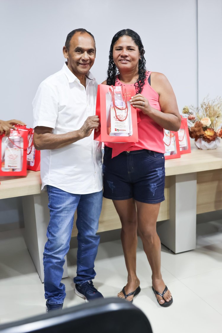 Homenagem Especial pelo Dia das Mães às Colaboradoras