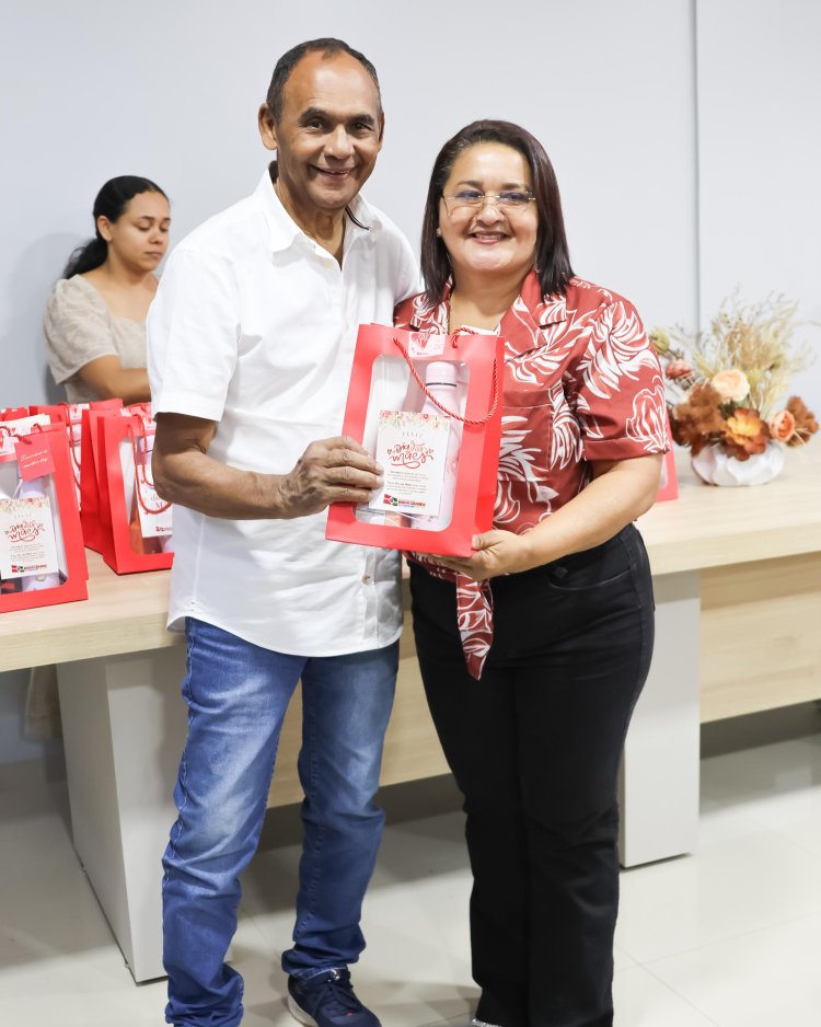 Homenagem Especial pelo Dia das Mães às Colaboradoras