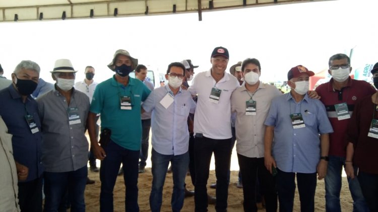 Secretários e Prefeito participam do Dia de Campo da Fazenda Insolo