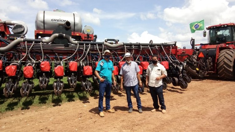 Secretários e Prefeito participam do Dia de Campo da Fazenda Insolo