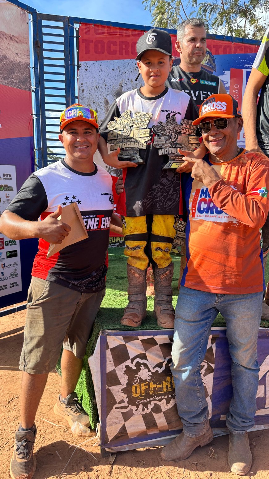 VI EDIÇÃO DO MOTO CROSS – UM ESPETÁCULO DE ADRENALINA EM BAIXA GRANDE DO RIBEIRO