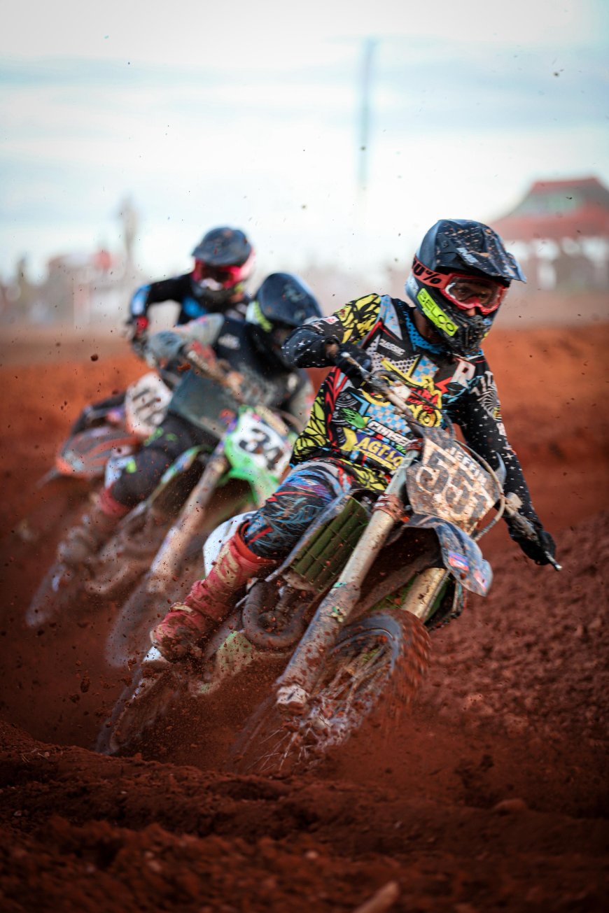 VI EDIÇÃO DO MOTO CROSS – UM ESPETÁCULO DE ADRENALINA EM BAIXA GRANDE DO RIBEIRO