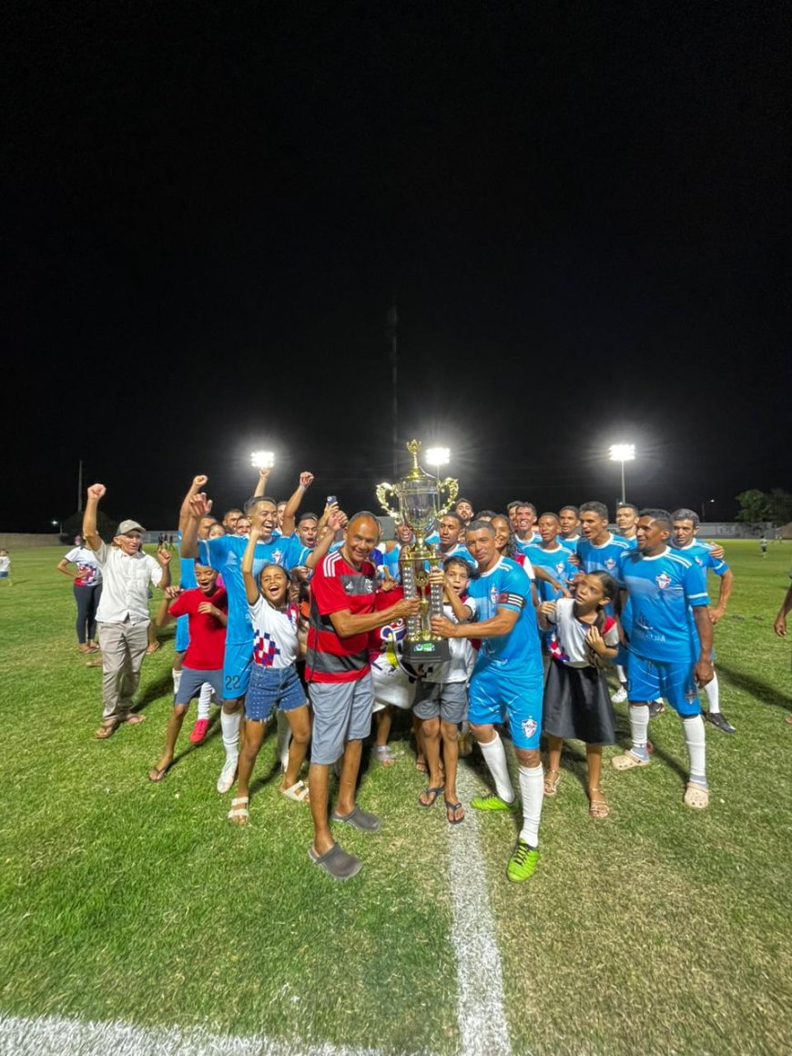É CAMPEÃO!
