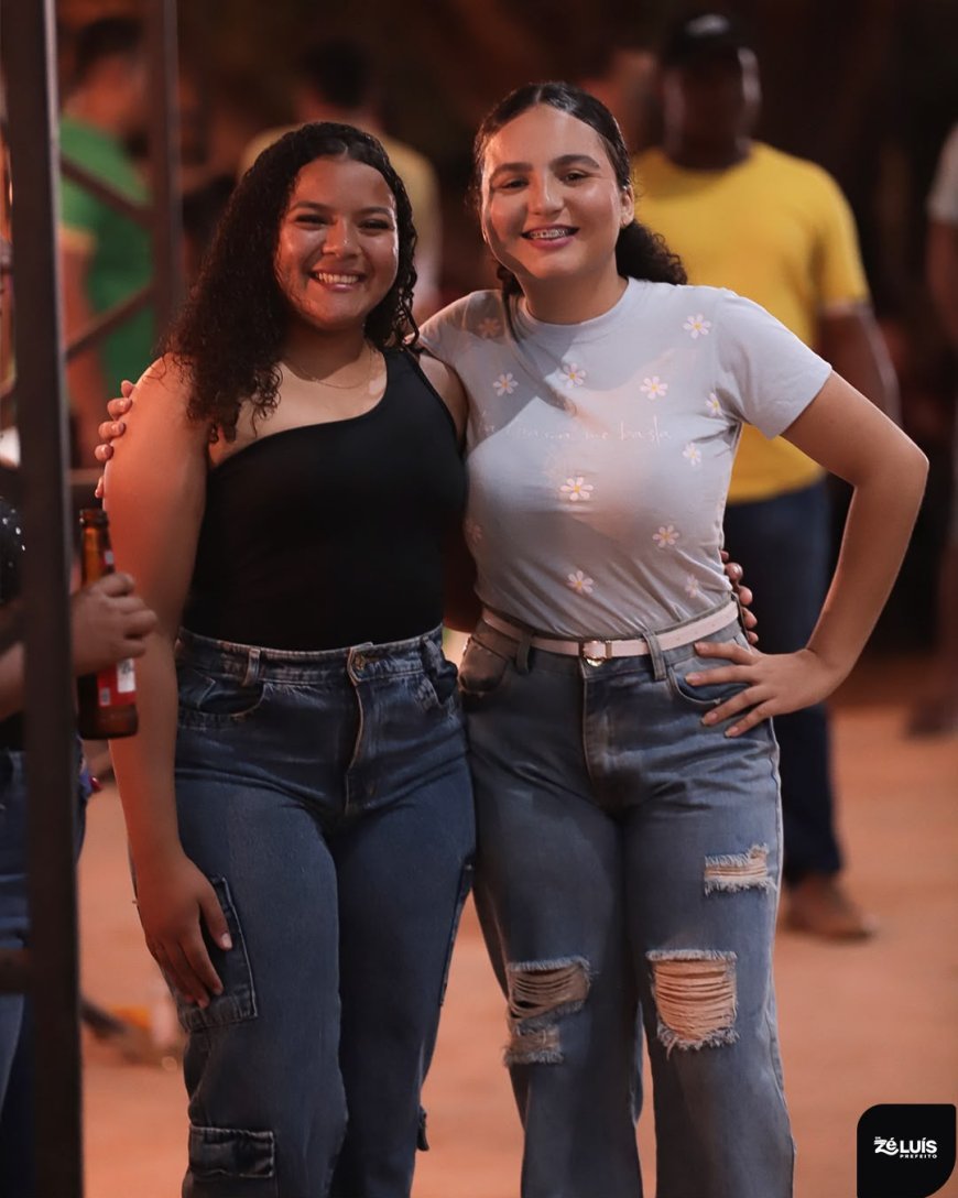 Festejo de Almecegas reúne grande público em noite de música, cultura e tradição!